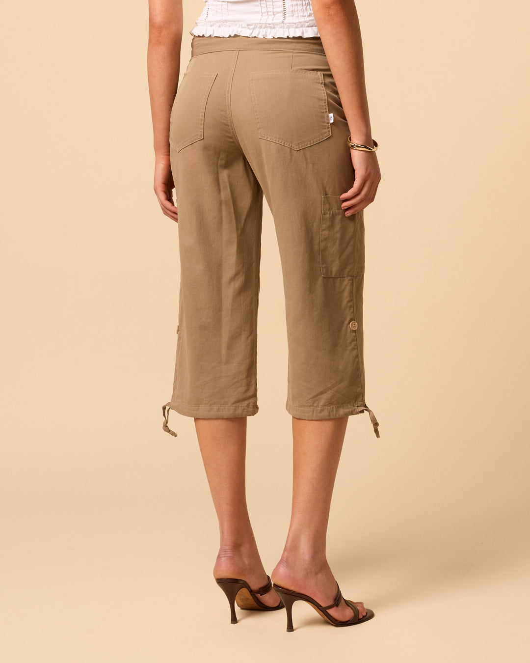 Low waisted cargo pants for woman with adjustable tie hem